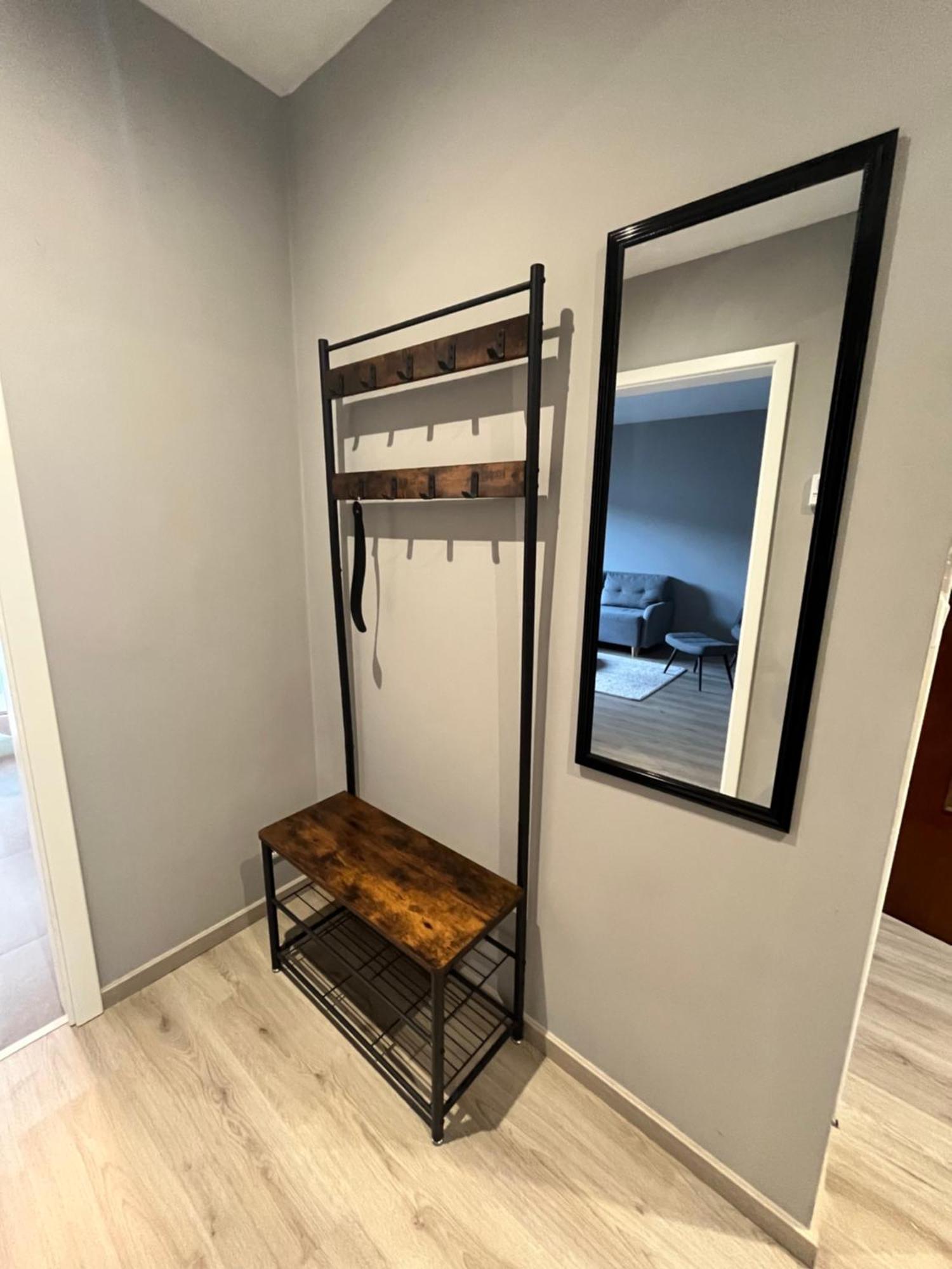 10h 75qm Wi-fi Free Parking Apartment